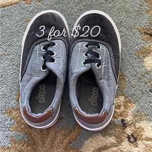 Circo grey / black classic canvas shoe little boys 10 3itemsfor$20